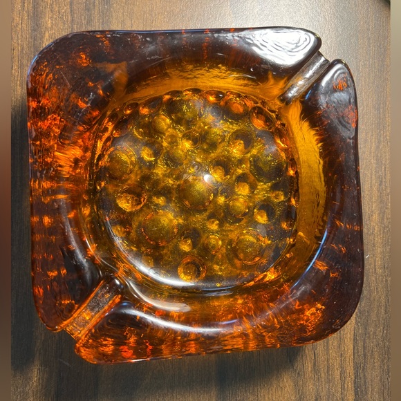 Midcentury Amber Glass Ashtray. Very thick and heavy! - Picture 4 of 6